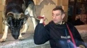 Cane sfrattato dalla Questura