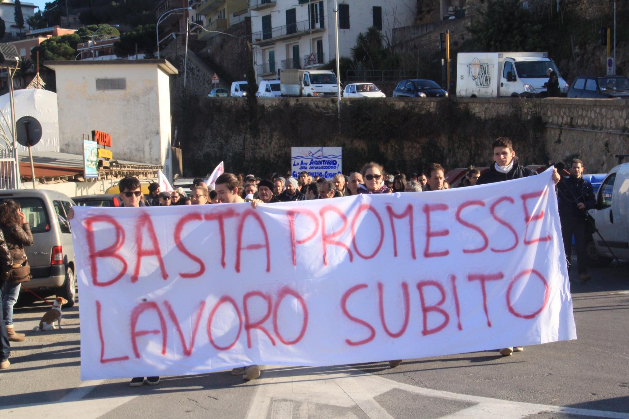 Slogan all'Argentario (foto Russo)