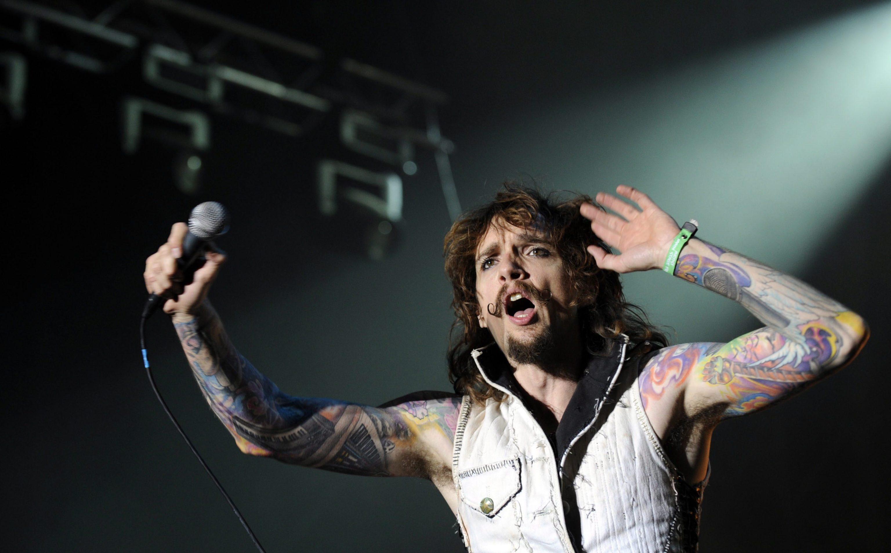 Justin Hawkins, leader della band britannica The Darkness 