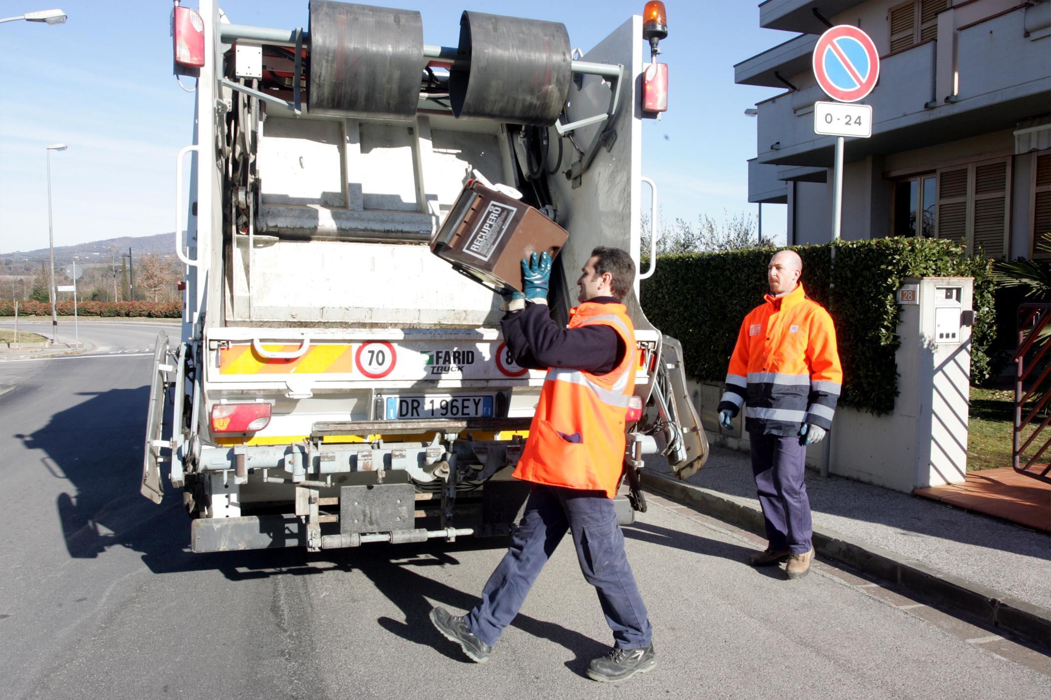 Raccolta porta a porta di rifiuti