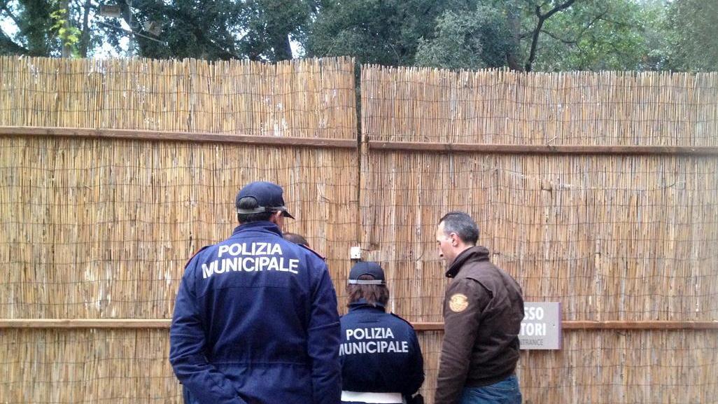 Le operazioni di sequestro del villaggio Paradù