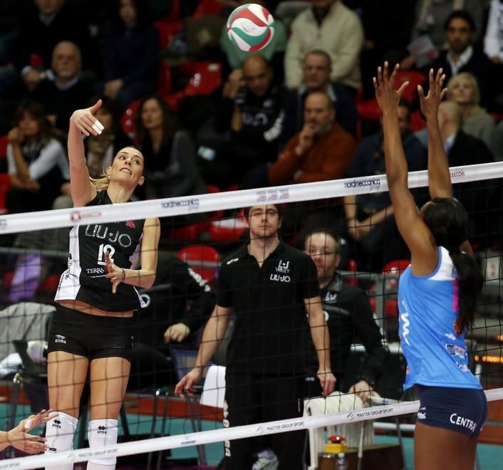Liu•Jo da sogno, 3-0 a Piacenza Ed ora la Coppa 