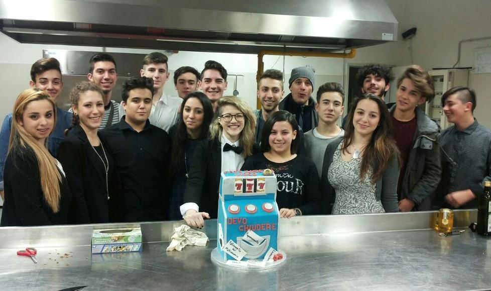 Casumaro protagonista con un video 