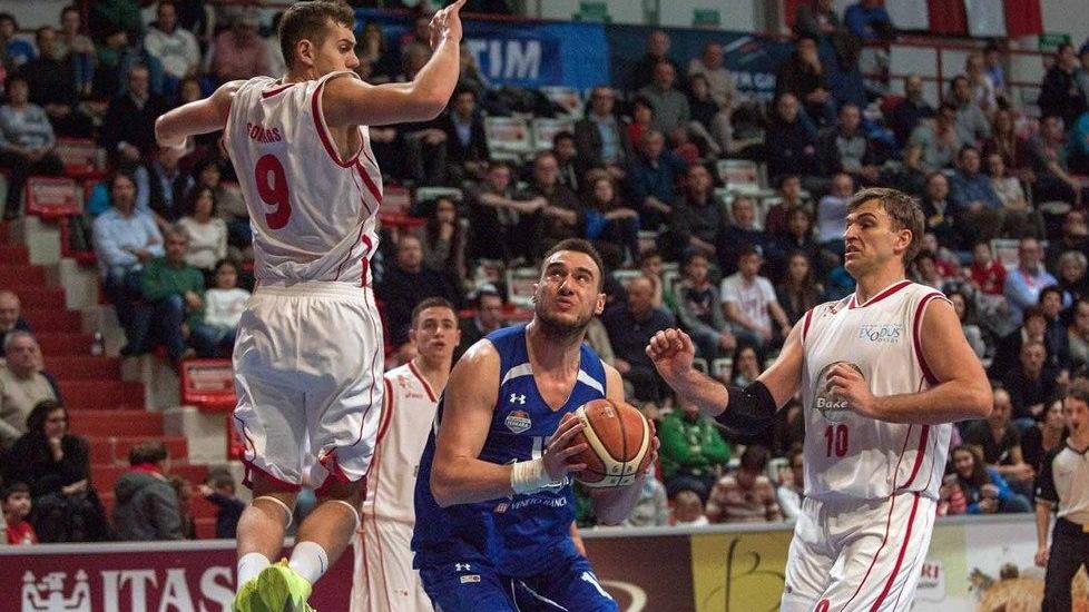 Con coach Martelossi la Mobyt vive nei quartieri nobili