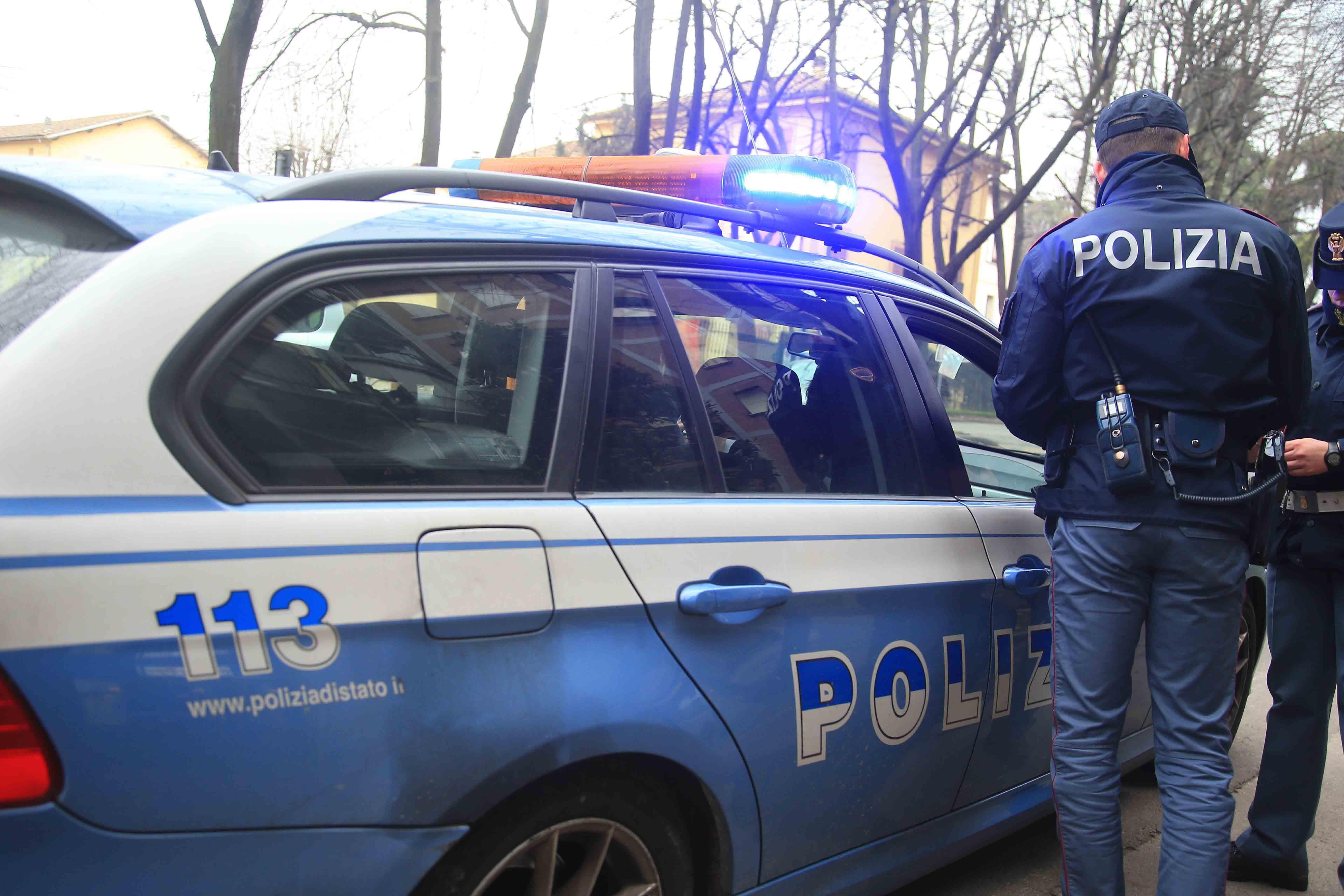 Scoperti con 81 grammi di eroina, arrestati