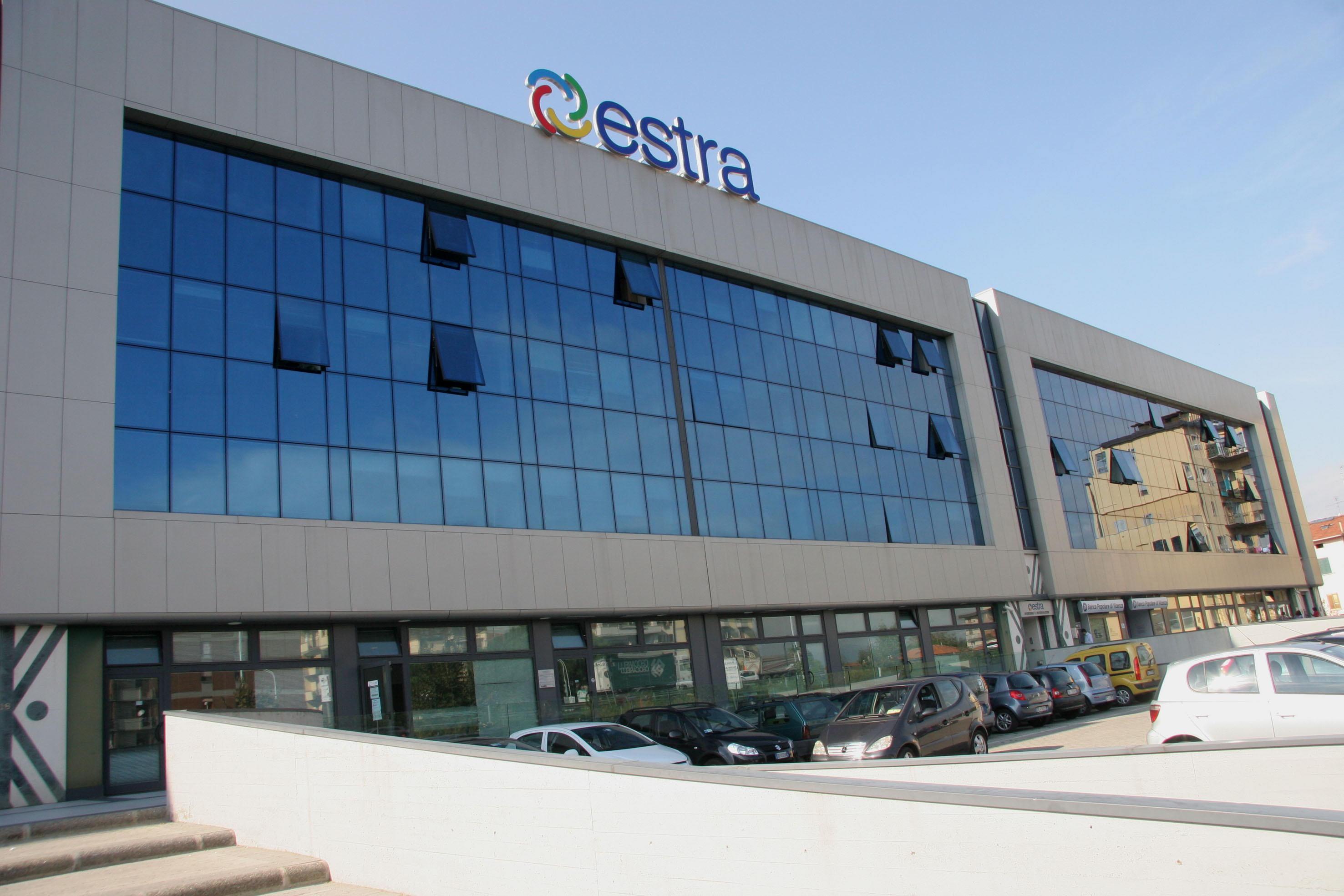 La sede di Estra in via Panziera