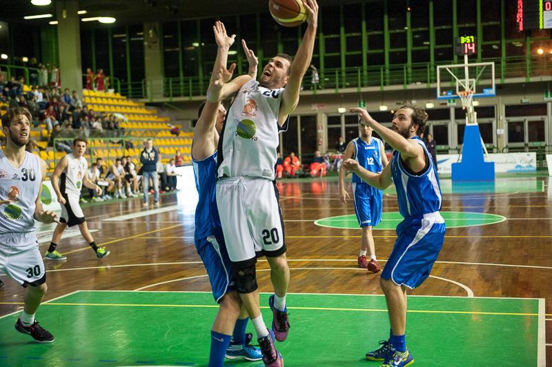 Jacopo Loni in azione
