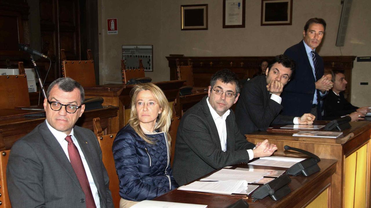 La firma del Patto per il lavoro sicuro in Comune