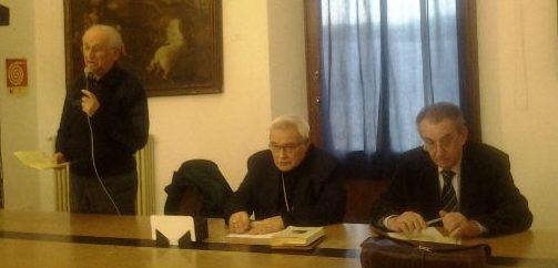 Il vescovo fa scuola di politica 