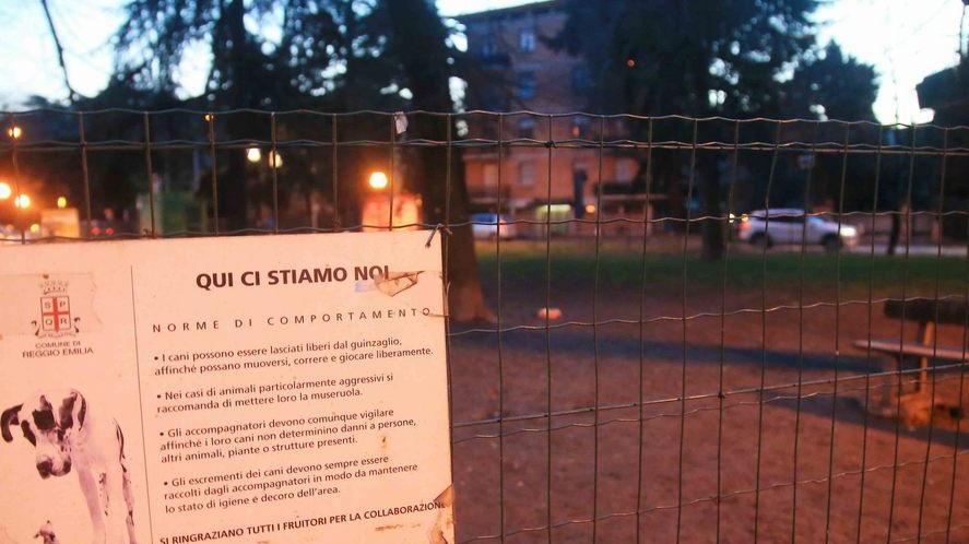 Obblighi e sanzioni in un regolamento