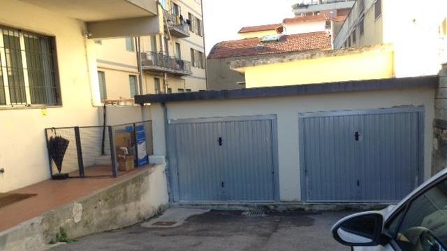 I garage dove si sono verificati i furti (foto Batavia)