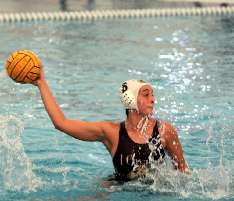 Sfida alla capolista Padova La Waterpolo ci crede 