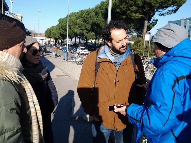 L'incontro di alcuni residenti di via delle Fonti con l'assessore Valerio Barberis