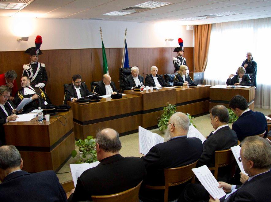 Non versava i soldi del ticket, condannata 