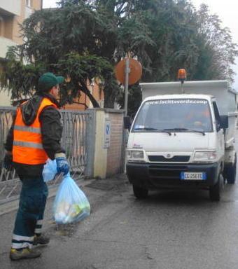 La raccolta rifiuti con il porta a porta nell’Alto Ferrarese 