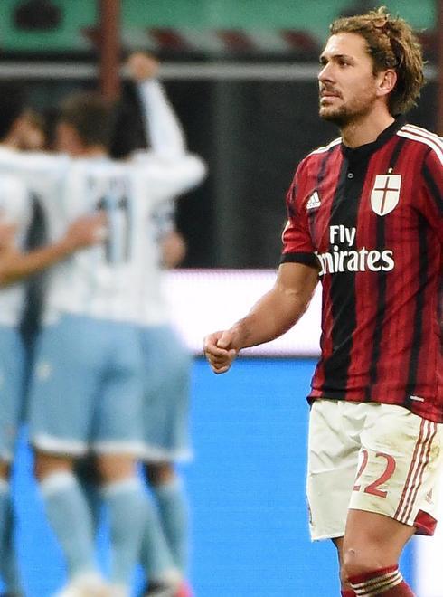 Milan senza risposte e la Lazio lo elimina Inzaghi per ora resta 