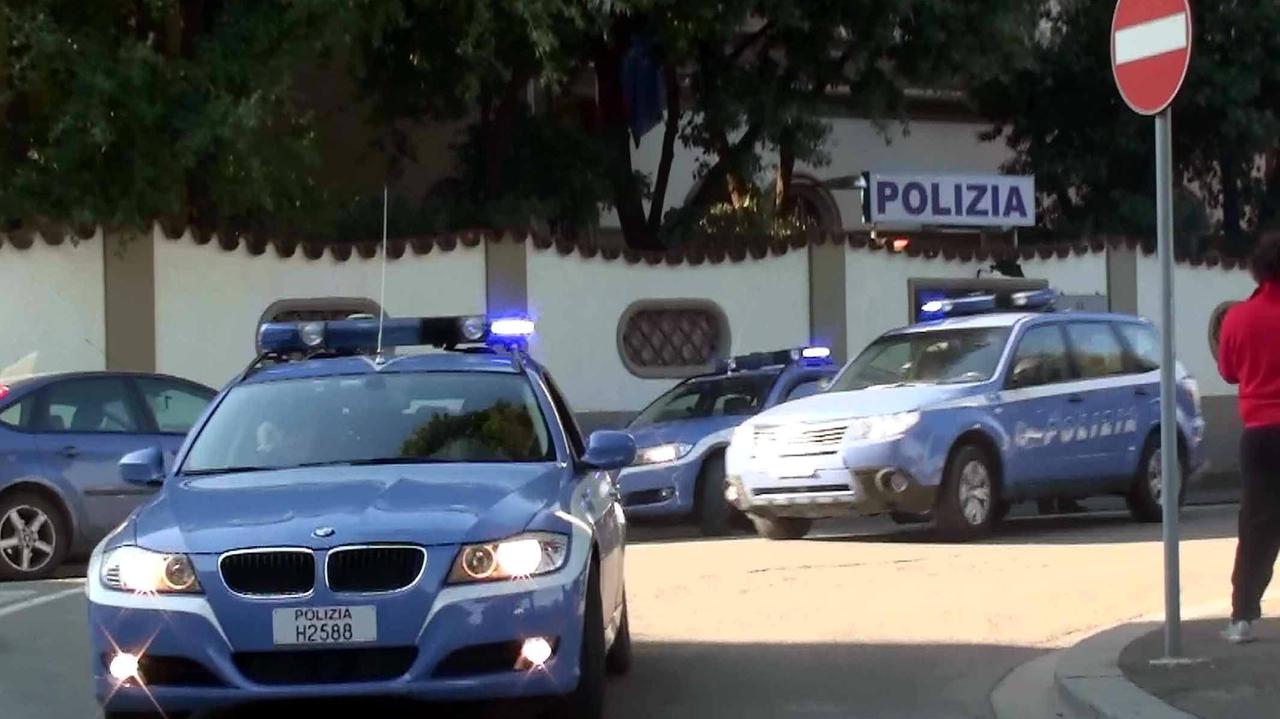 La polizia del commissariato di Empoli (foto d'archivio)