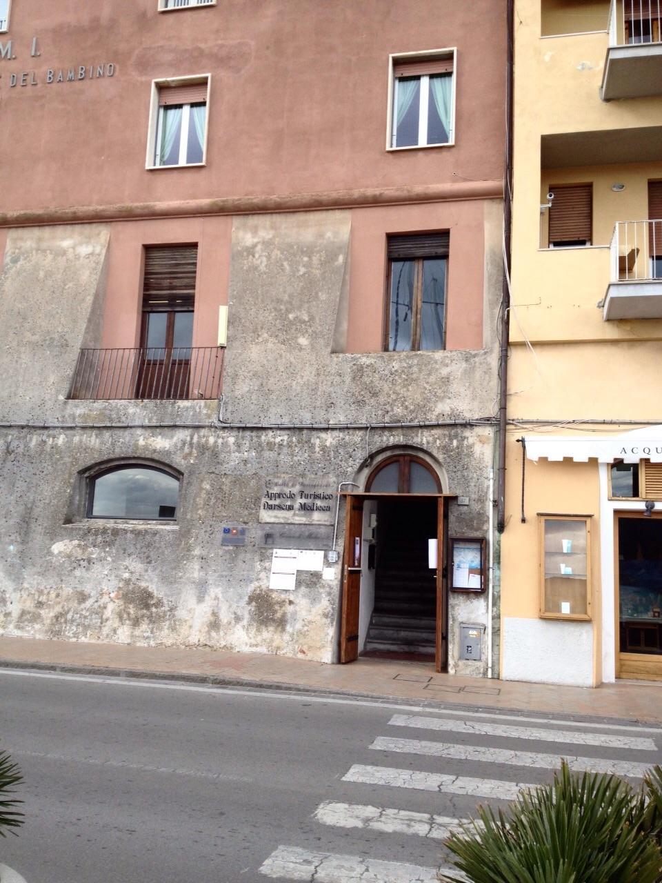la sede del Centro Giovani di Portoferraio (foto Giò Di Stefano)