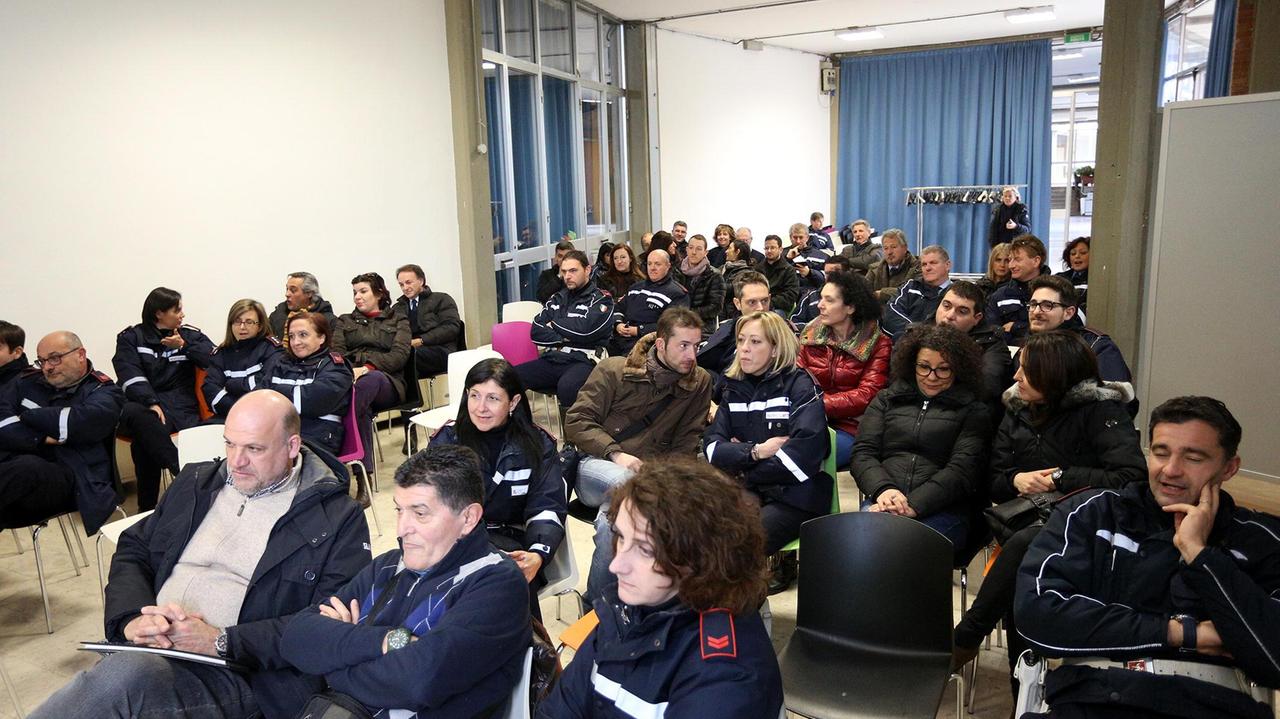 Gli agenti della polizia municipale dell’Unione riuniti in assemblea