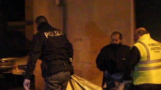 Coniugi trovati in casa senza vita