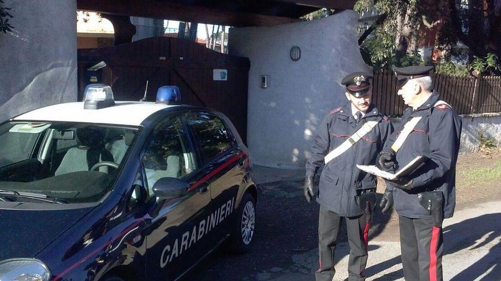Ladro occupa la casa delle sue vittime