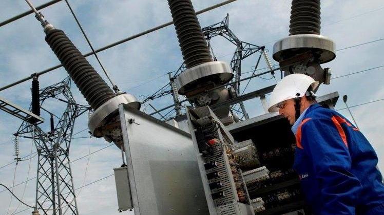 Lavori Enel, elettricità ridotta