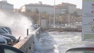 In arrivo vento forte: scatta l’allerta meteo e l’allarme al telefono