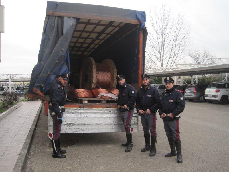 Modena Nord-Parma Inseguimento in autostrada recuperato camion di rame appena rubato