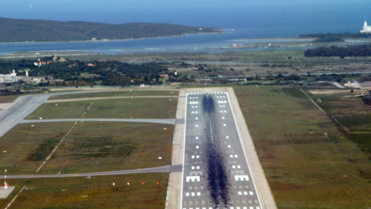 La pista dell'aeroporto di Olbia