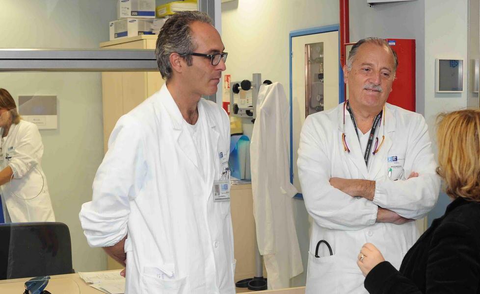 A sinistra il dottor Daniele Mannelli, responsabile della zona distretto pistoiese (foto Gori)