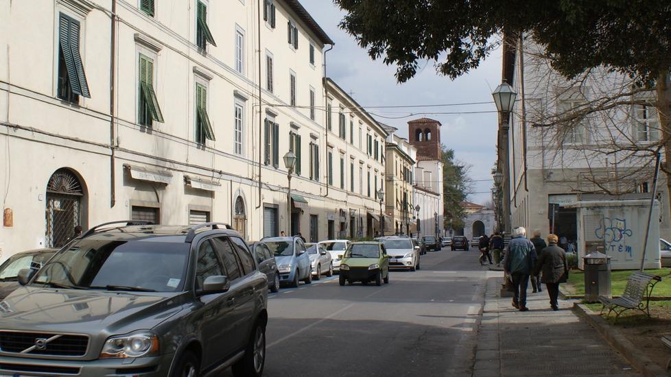 Via Elisa tornerà a doppio senso