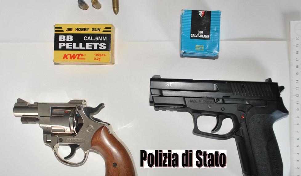 Armi e munizioni in casa Arrestato dalla polizia 