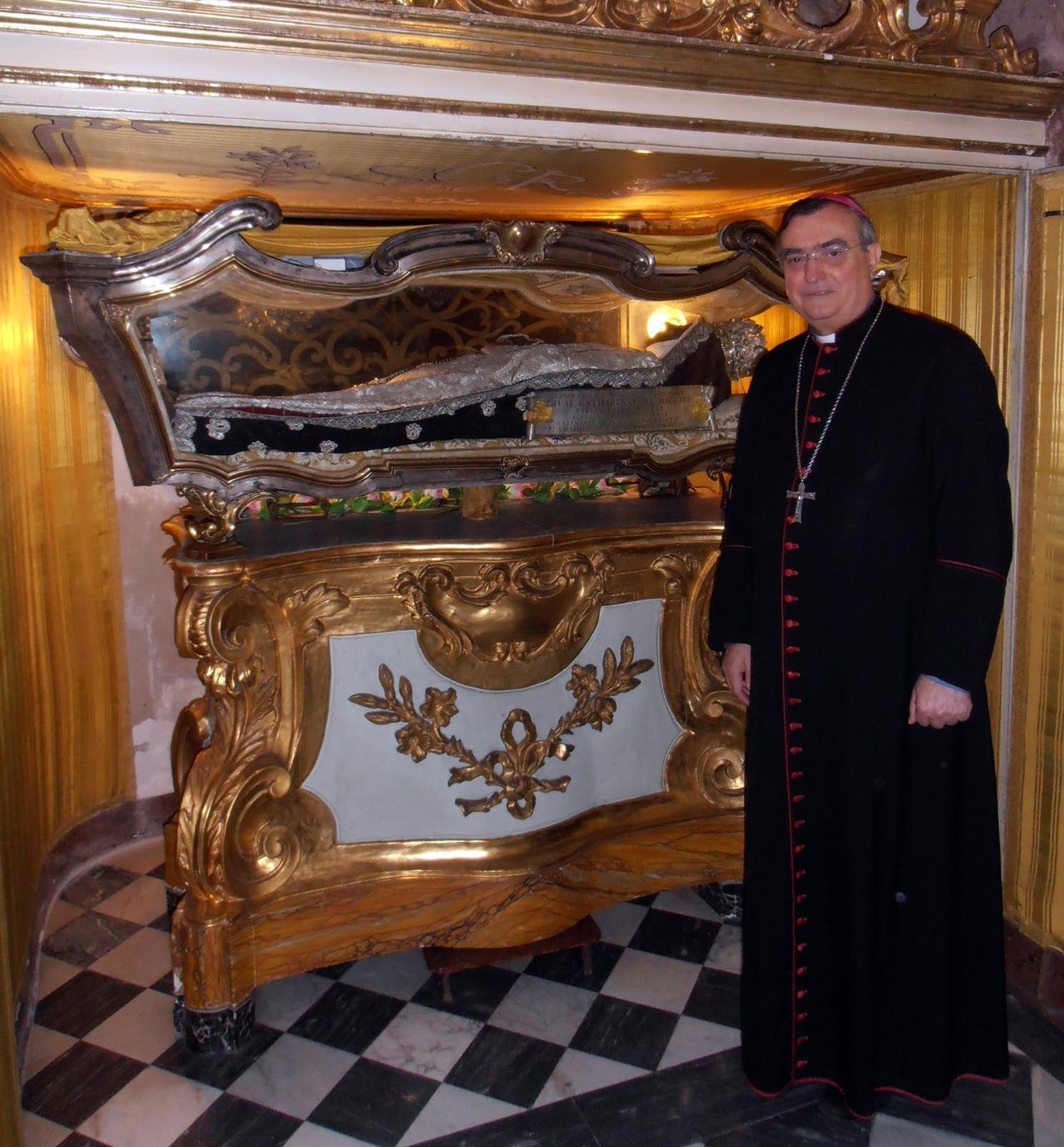 Il vescovo Agostinelli e Santa Caterina