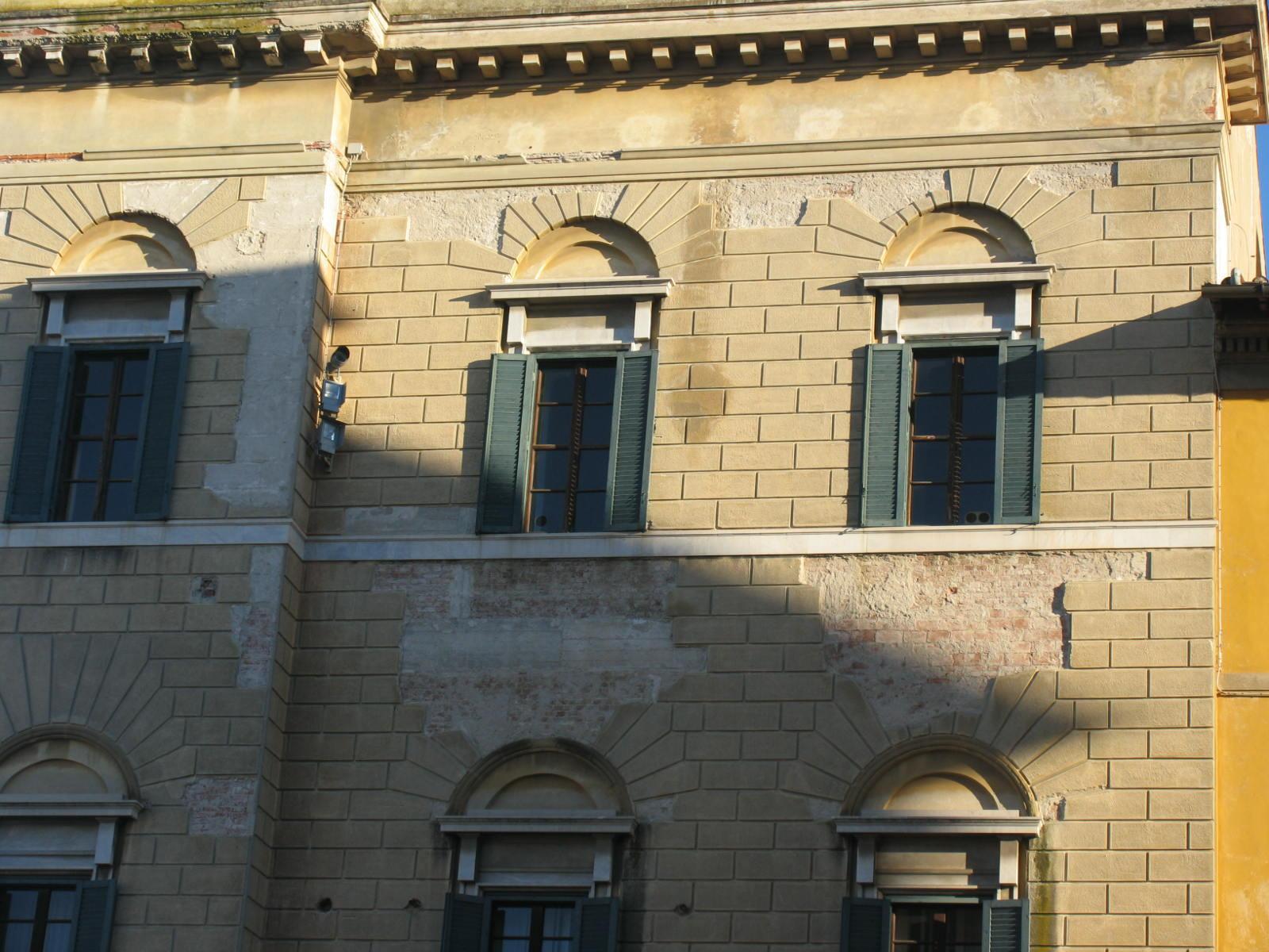 La facciata di Palazzo Pretorio fotografata da Piero Marcheschi