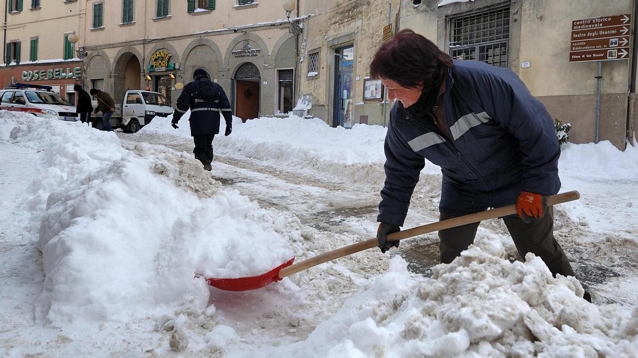 L'eccezionale nevicata del 2012 ad Arcidosso (foto Agenzia Bf)