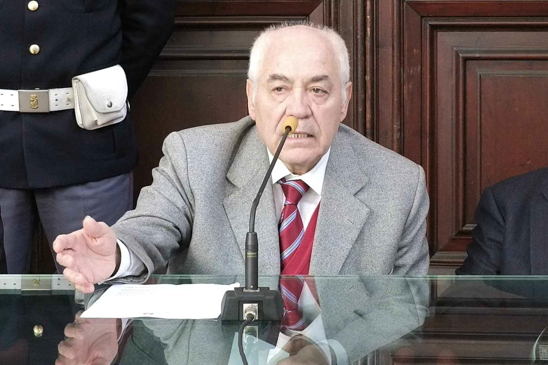 Il procuratore capo Ugo Adinolfi dal primo febbraio in pensione