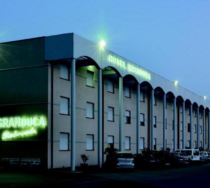 Ex Hotel Granduca in crisi dipendenti senza stipendio 