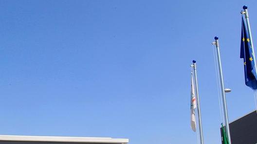 Miasmi alle elementari Aule chiuse, bimbi spostati