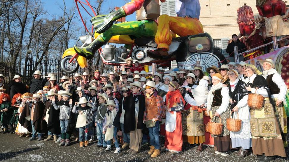 Scatta il Carnevale 2015 ed è subito festa grande