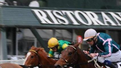 A San Rossore oggi corrono anche i fantini