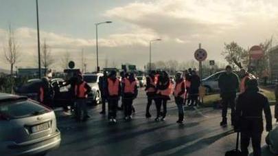 Bloccato l’autonoleggio dai lavoratori della Gb Srl
