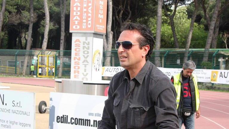 Viareggio porto, istanza di fallimento di Dinelli