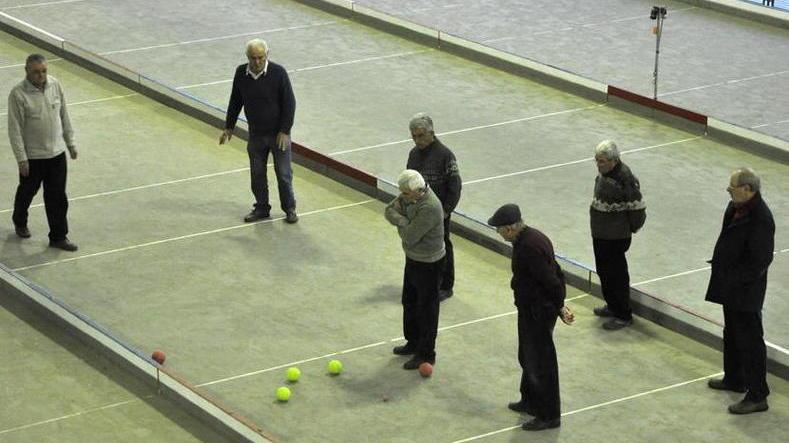 Lavori inderogabili e il rebus gestione: bocciodromo a rischio