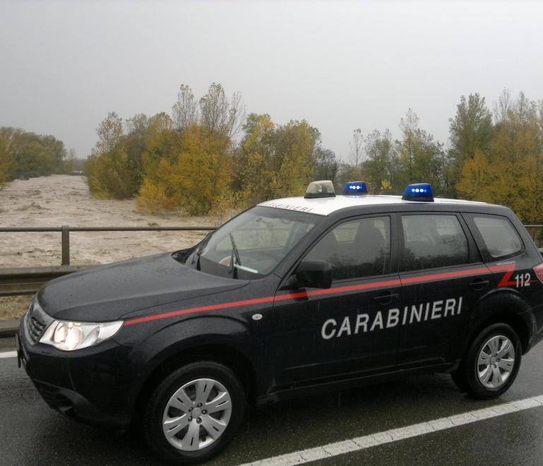 Casa svaligiata dai ladri durante un compleanno 
