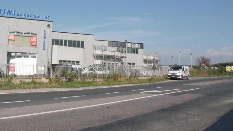 Via Pian di Rota tra buche e disagi 