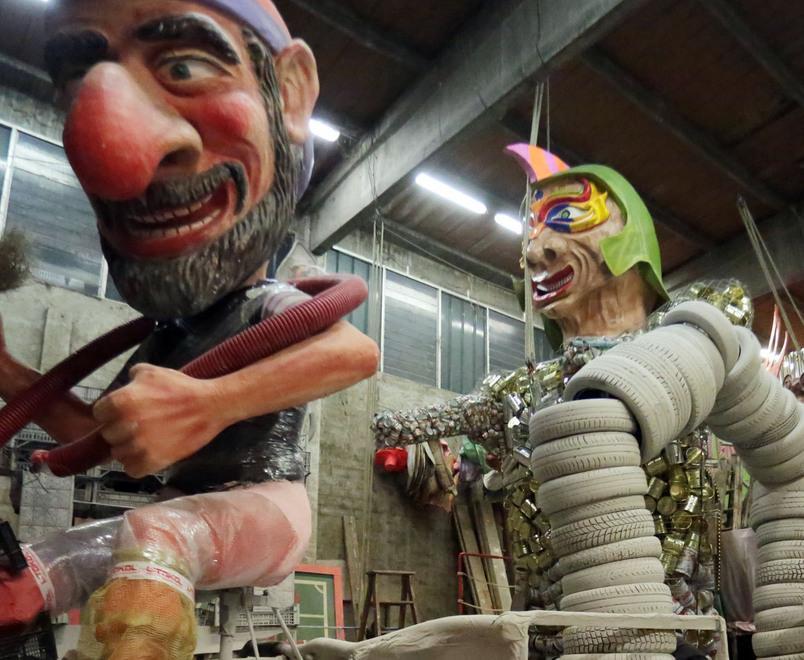Arriva la festa del Castléin prima sfilata di Carnevale 