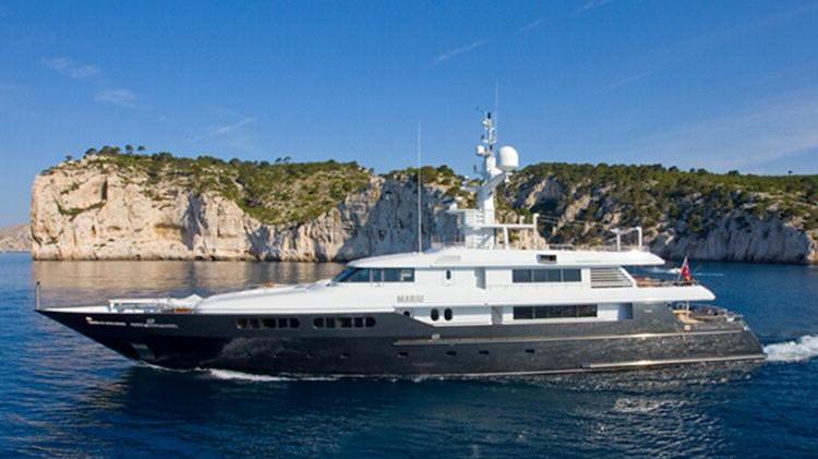 Mariù, il primo yacht di Armani: location per feste a Cannes e Venezia
