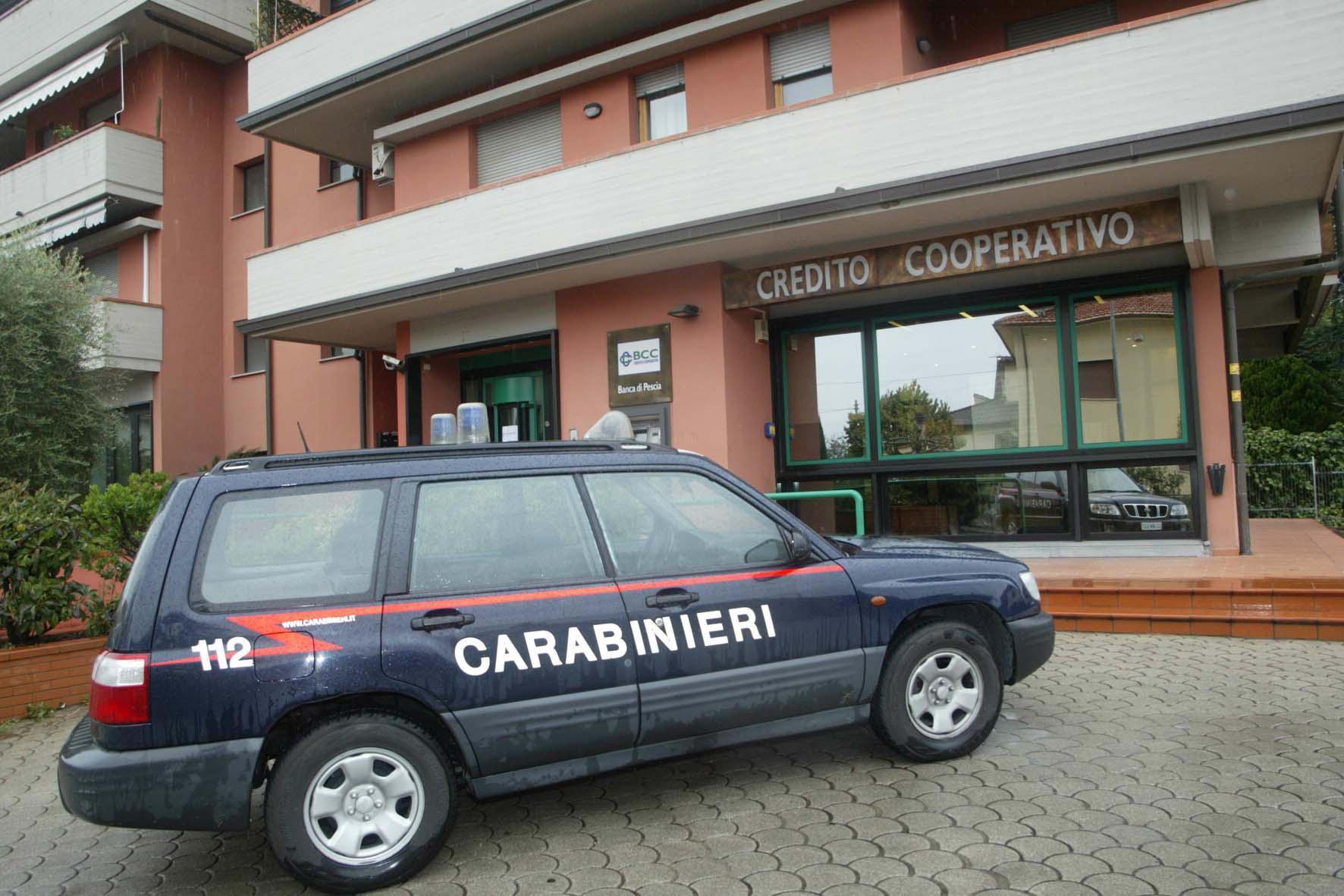 Un'auto dei carabinieri 