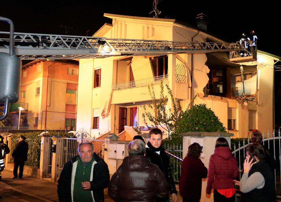 Casa esplosa: i 4 ustionati sono ancora gravissimi 