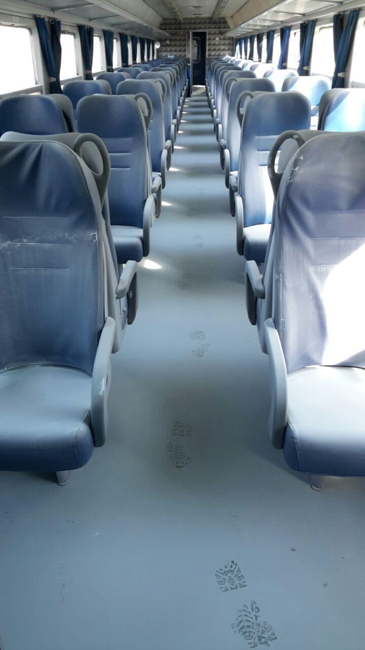 Vandali sul Milano-Bologna: ko il treno per i pendolari 